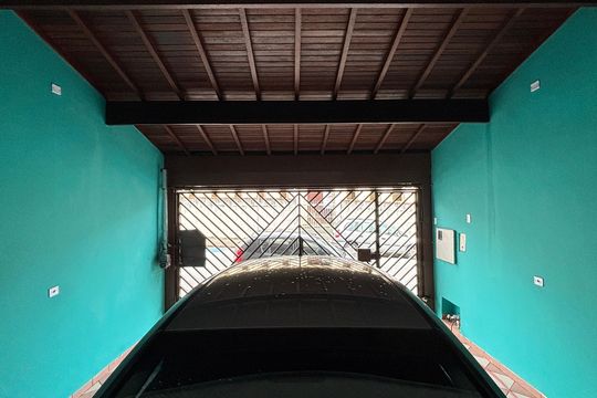 Garagem de casa à venda com 3 quartos, 393m² em Parque Sao Vicente, Santo André