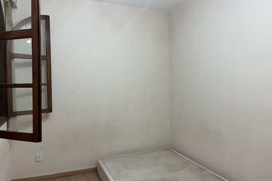 Casa para alugar com 5 quartos, 700m² em Santa Cruz, Rio de Janeiro