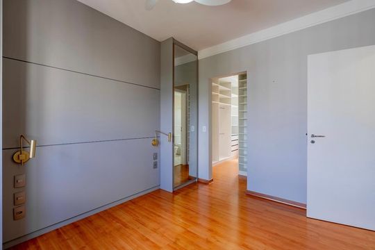 Quarto de apartamento para alugar com 3 quartos, 139m² em Tamboré, Santana de Parnaíba