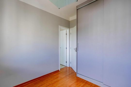 Quarto de apartamento à venda com 3 quartos, 139m² em Tamboré, Santana de Parnaíba