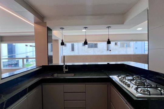 Cozinha de apartamento à venda com 2 quartos, 90m² em Buritis, Belo Horizonte