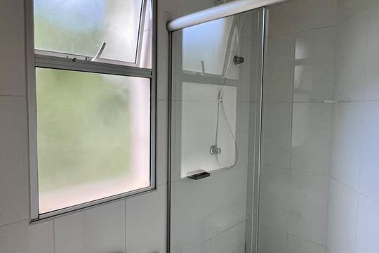 banho de apartamento à venda com 2 quartos, 90m² em Buritis, Belo Horizonte