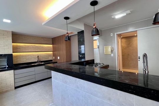 Cozinha de apartamento à venda com 2 quartos, 90m² em Buritis, Belo Horizonte