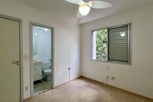 quarto  de apartamento à venda com 2 quartos, 90m² em Buritis, Belo Horizonte