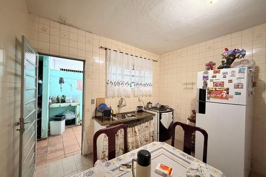 Casa à venda com 2 quartos, 80m² em Vila Rio Branco, Jundiaí