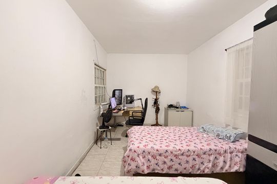 Casa à venda com 2 quartos, 80m² em Vila Rio Branco, Jundiaí