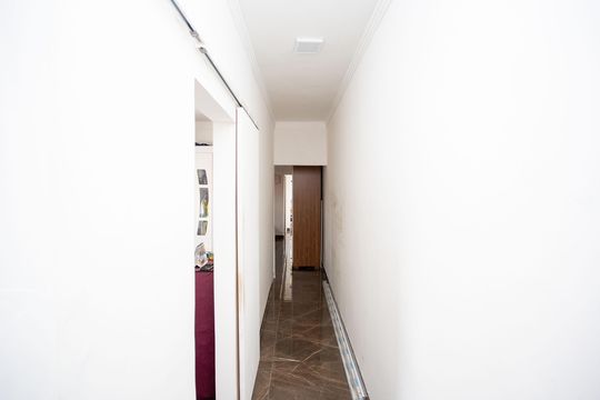 Corredor de casa à venda com 6 quartos, 177m² em Centro, Diadema