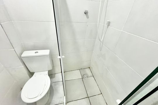 Banheiro de apartamento para alugar com 2 quartos, 65m² em Jardim Primavera, São Paulo
