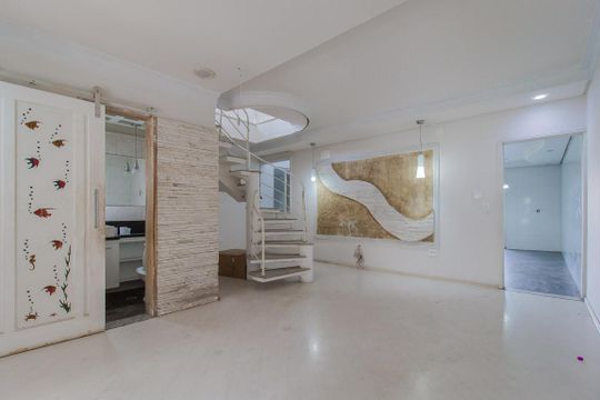 Casa para alugar com 5 quartos, 468m² em Vila Nossa Senhora das Vitorias, Mauá