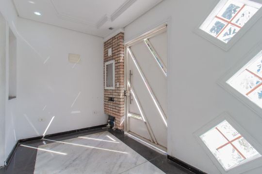 Hall de entrada de casa para alugar com 5 quartos, 468m² em Vila Nossa Senhora das Vitorias, Mauá