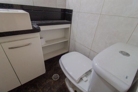 Lavabo de casa para alugar com 5 quartos, 468m² em Vila Nossa Senhora das Vitorias, Mauá