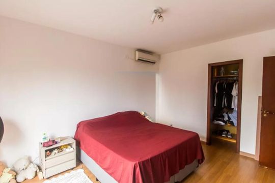 Quarto de casa de condomínio para alugar com 4 quartos, 488m² em Alphaville 10, Santana de Parnaíba