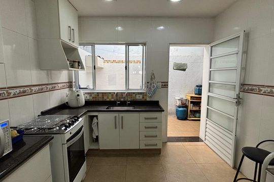 Cozinha de casa à venda com 2 quartos, 148m² em Vila Bela Vista, Santo André