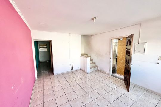 Casa à venda com 2 quartos, 170m² em Vila Santa Maria, São Paulo