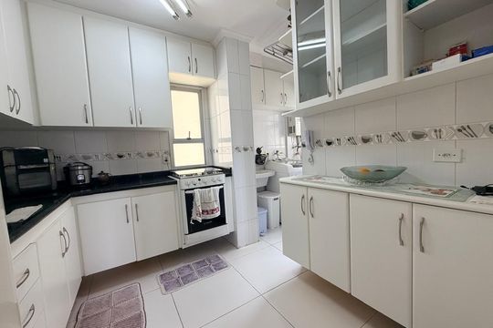 Cozinha de apartamento à venda com 3 quartos, 76m² em Vila Amélia, São Paulo