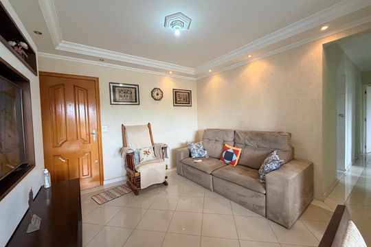 Sala de apartamento à venda com 3 quartos, 76m² em Vila Amélia, São Paulo
