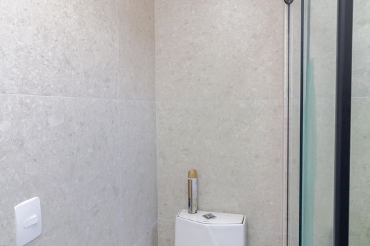 Banheiro de apartamento à venda com 1 quarto, 38m² em Itaquera, São Paulo