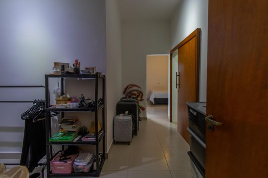 Closet Suite 4 de casa de condomínio para alugar com 4 quartos, 298m² em Granja Viana Ii, Cotia