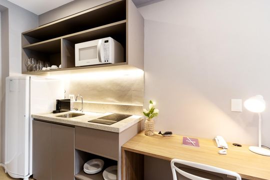 Cozinha de apartamento à venda com 1 quarto, 25m² em Jardim Paulista, São Paulo