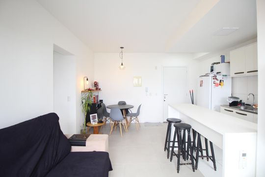 Sala de apartamento para alugar com 2 quartos, 54m² em Bom Jesus, Porto Alegre