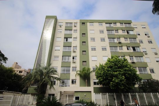 Fachada de apartamento para alugar com 2 quartos, 54m² em Bom Jesus, Porto Alegre