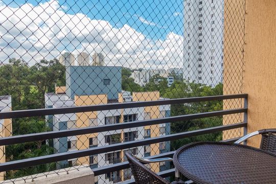 Apartamento à venda com 3 quartos, 76m² em Vila Sofia, São Paulo