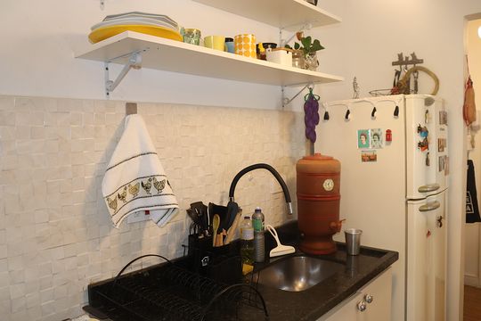 Cozinha de apartamento para alugar com 1 quarto, 49m² em Consolação, São Paulo