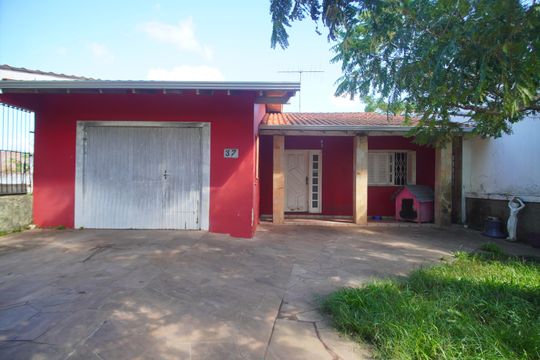 Garagem de casa à venda com 3 quartos, 144m² em Feitoria, São Leopoldo