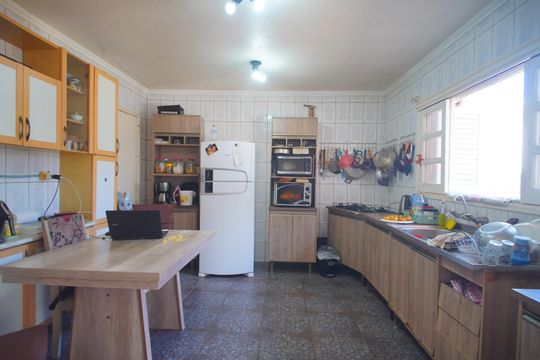 Cozinha de casa à venda com 3 quartos, 144m² em Feitoria, São Leopoldo