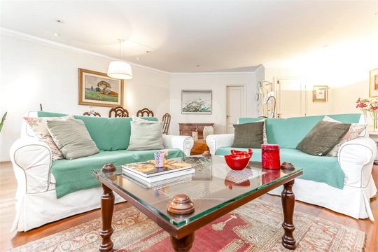 Apartamento à venda com 2 quartos, 143m² em Itaim Bibi, São Paulo