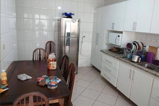 Casa à venda com 3 quartos, 227m² em Jardim Rosa de Franca, Guarulhos