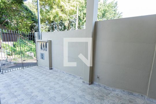 Quintal e garagem de casa à venda com 5 quartos, 273m² em Vila Pirituba, São Paulo