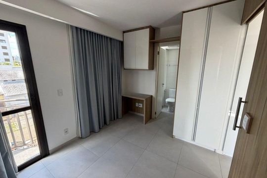 Quarto  de apartamento para alugar com 1 quarto, 42m² em Jardim Botânico, Porto Alegre