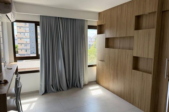 Sala de apartamento para alugar com 1 quarto, 42m² em Jardim Botânico, Porto Alegre