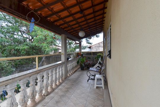 Varanda de casa à venda com 3 quartos, 433m² em Esplanada, Belo Horizonte