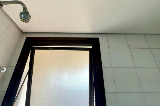 Banheiro de kitnet/studio à venda com 1 quarto, 37m² em Jardim Paulista, São Paulo