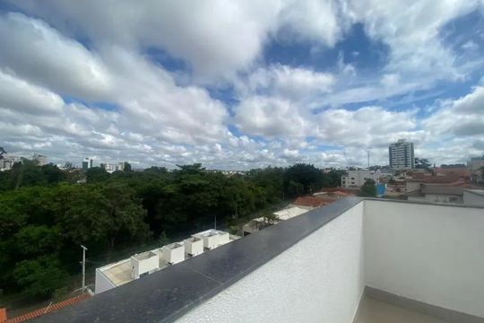 Apartamento para alugar com 3 quartos, 138m² em Itapoã, Belo Horizonte