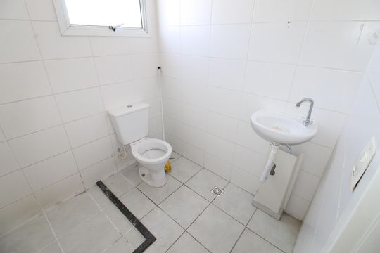 Banheiro de apartamento para alugar com 2 quartos, 55m² em Campos de São José, São José dos Campos