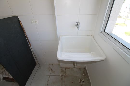 Área de Serviço de apartamento para alugar com 2 quartos, 55m² em Campos de São José, São José dos Campos