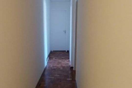 Corredor de casa à venda com 3 quartos, 197m² em Campestre, Santo André