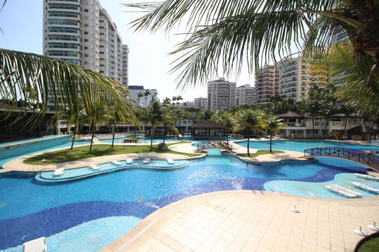 Piscina de apartamento à venda com 1 quarto, 85m² em Barra da Tijuca, Rio de Janeiro