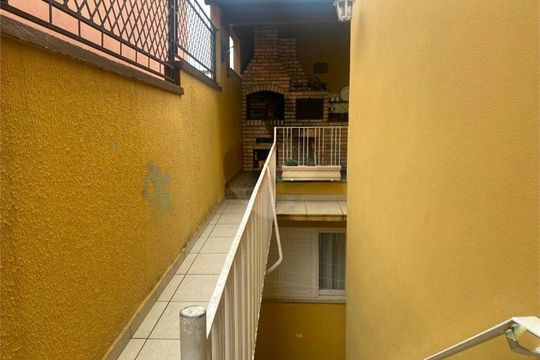 Casa à venda com 3 quartos, 150m² em Vila Sao Paulo, São Paulo