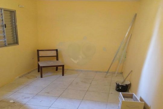 Casa à venda com 4 quartos, 250m² em Jardim Oriental, São Paulo