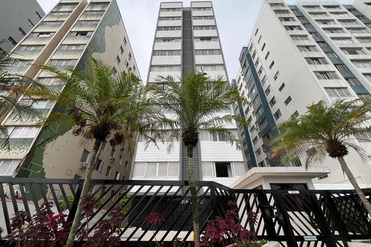Fachada de kitnet/studio para alugar com 1 quarto, 25m² em José Menino, Santos