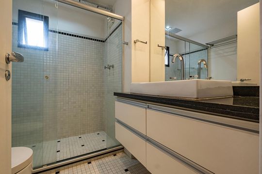 Suíte de apartamento à venda com 1 quarto, 75m² em Cerqueira César, São Paulo