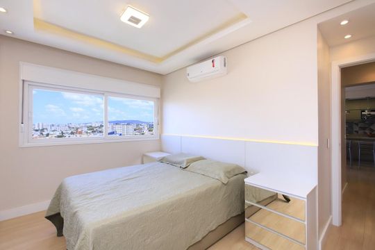 Quarto de apartamento à venda com 2 quartos, 62m² em Navegantes, Porto Alegre