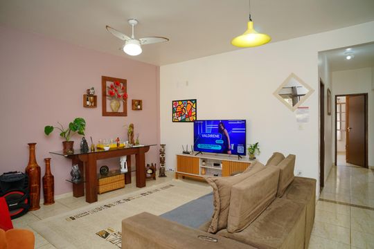 Sala de casa para alugar com 3 quartos, 110m² em Ponta Negra, Maricá