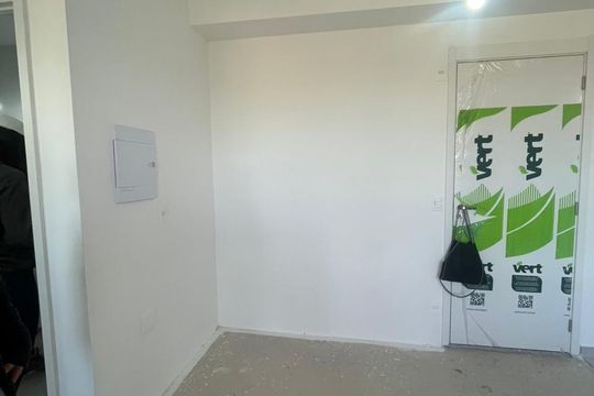 Quarto de apartamento à venda com 2 quartos, 59m² em Vila Militar, Barueri