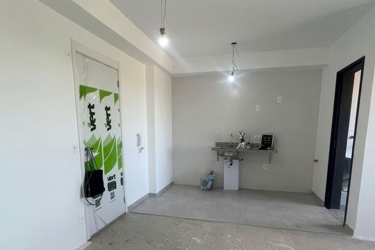 Cozinha de apartamento à venda com 2 quartos, 59m² em Vila Militar, Barueri