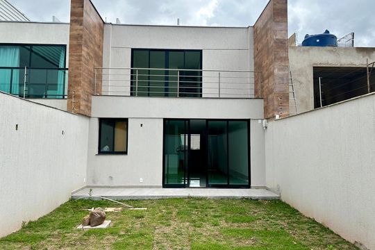Casa para alugar com 3 quartos, 179m² em Buritis, Belo Horizonte
